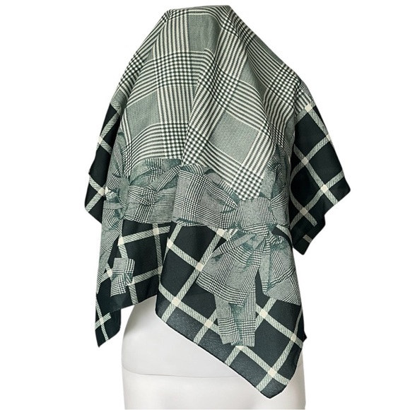 Vintage Liz Sinclair Square Scarf Green White Plaid Bow Print Lightweight - Picture 2 of 4